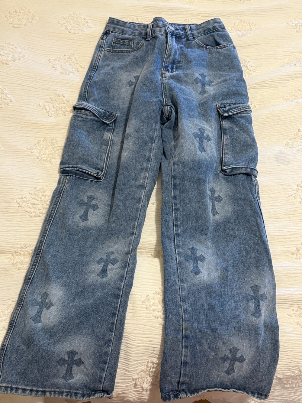 Women's Blue Boot-Cut Cargo Jeans with Cross Print size S/4
